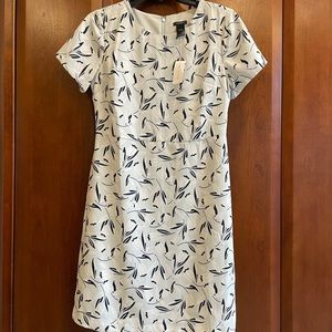 Ann Taylor Blue Floral Shift Dress